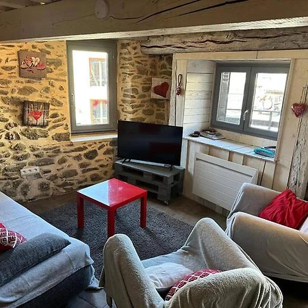 Chalet Confortable A Ascou Avec Vue Sur La Montagne Exterior photo