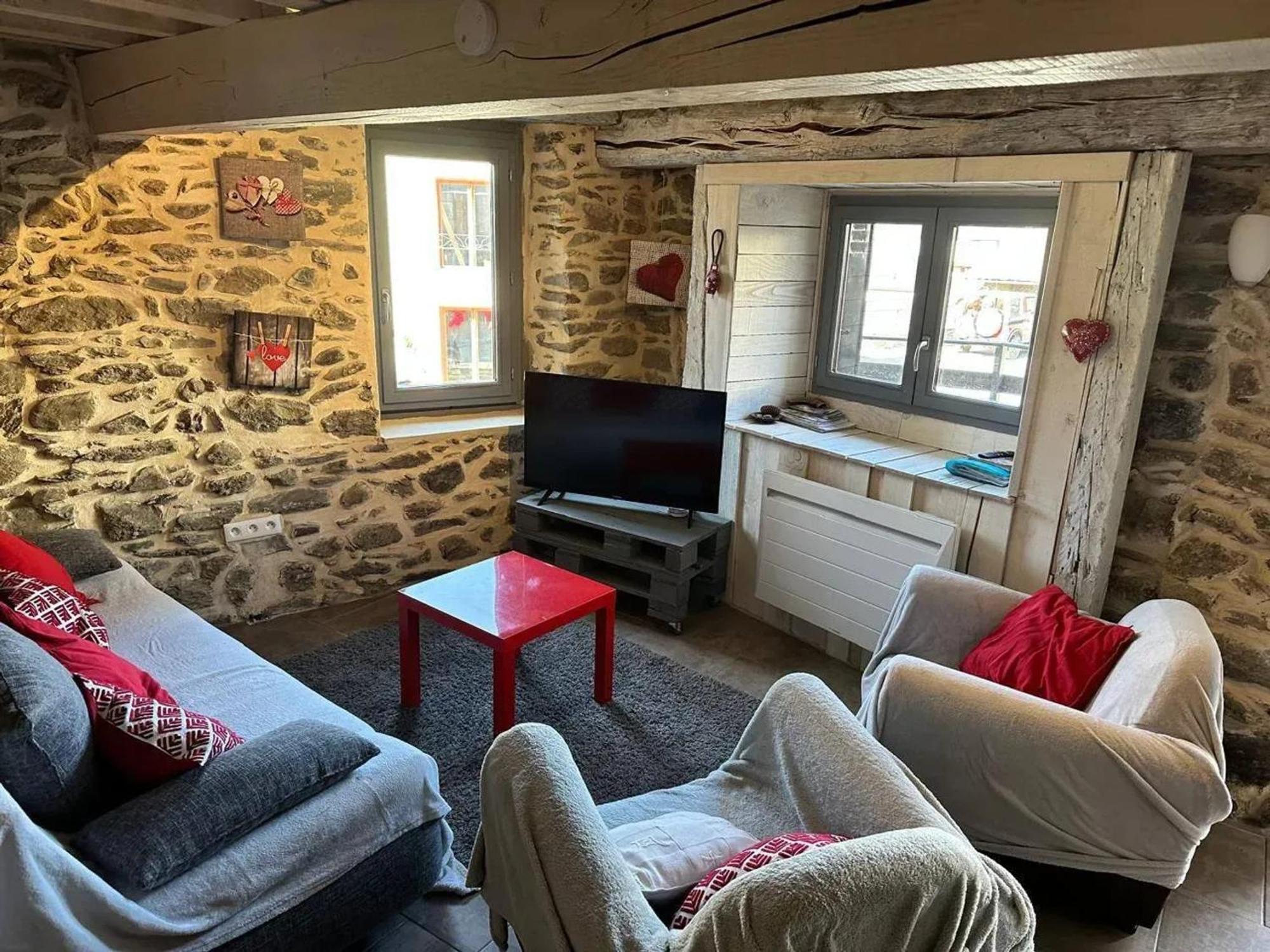 Chalet Confortable A Ascou Avec Vue Sur La Montagne Exterior photo