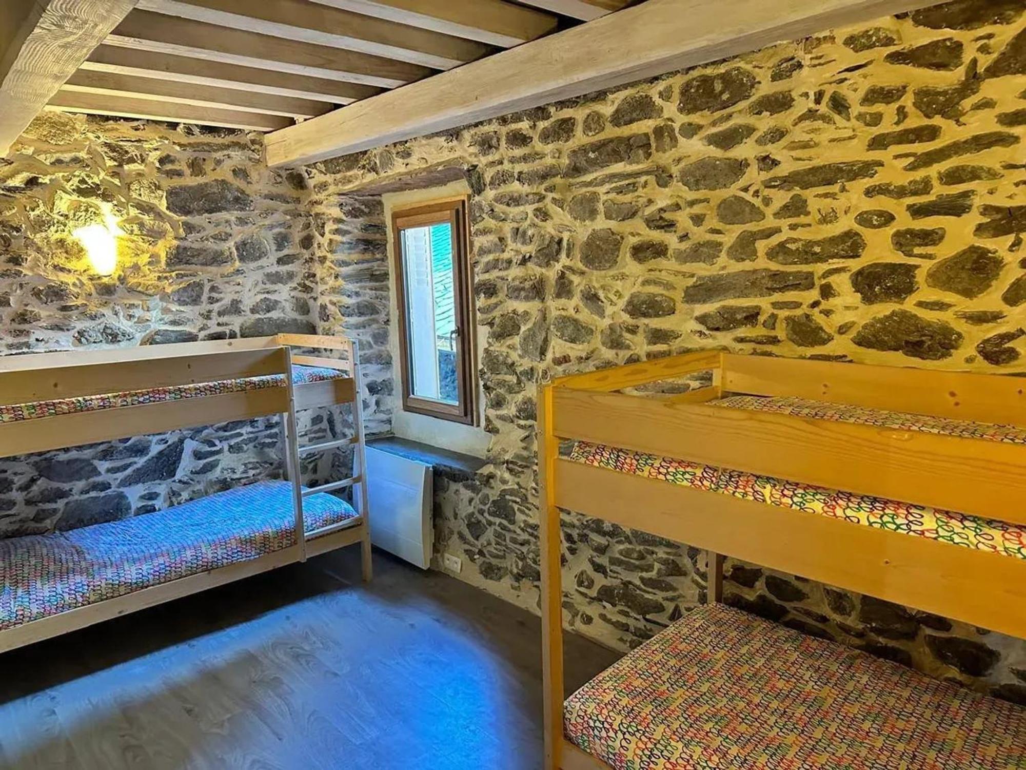 Chalet Confortable A Ascou Avec Vue Sur La Montagne Exterior photo